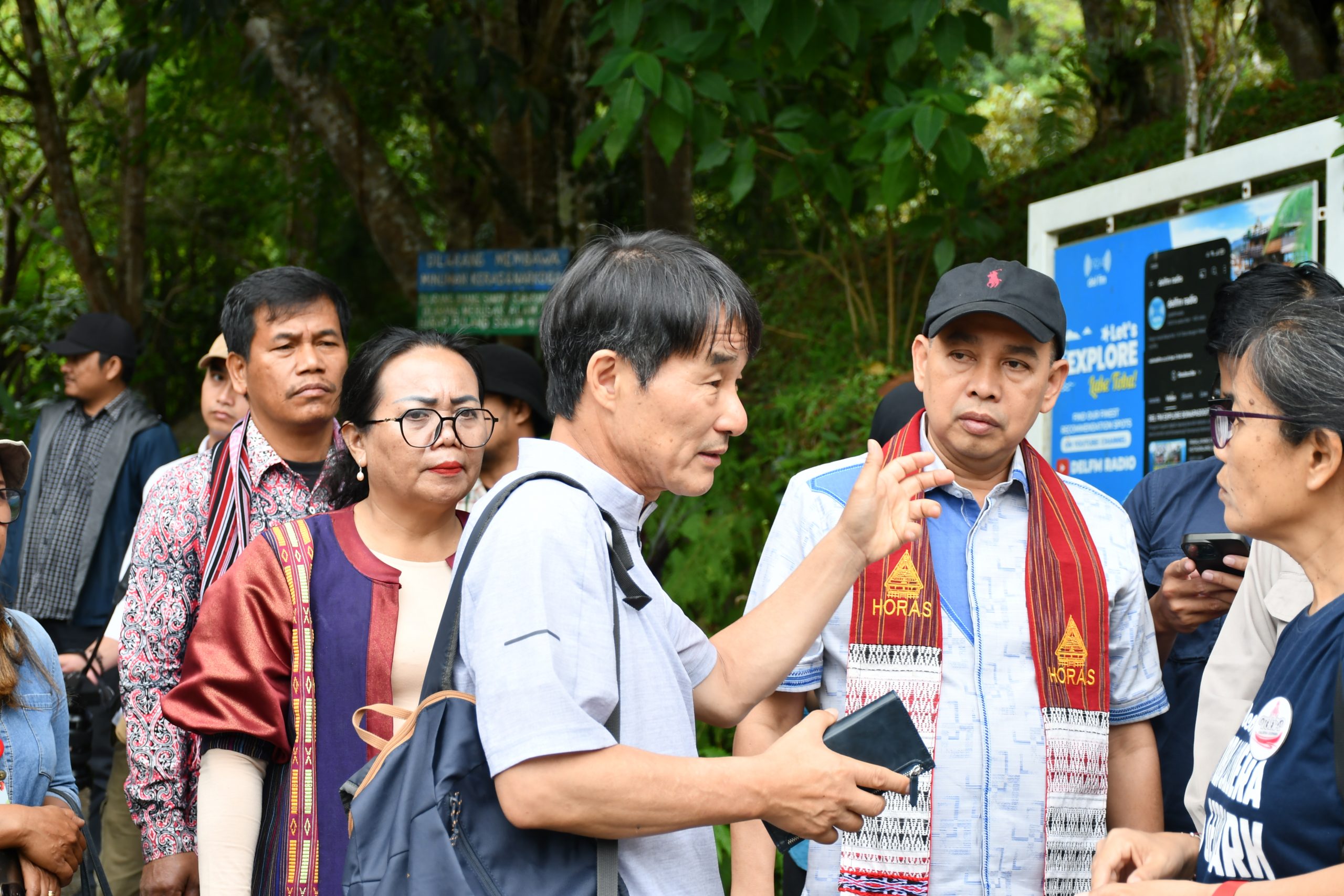 Peninjauan Pra-Revalidasi: Tim Asesor UNESCO Tinjau Geosite Taman Eden 100