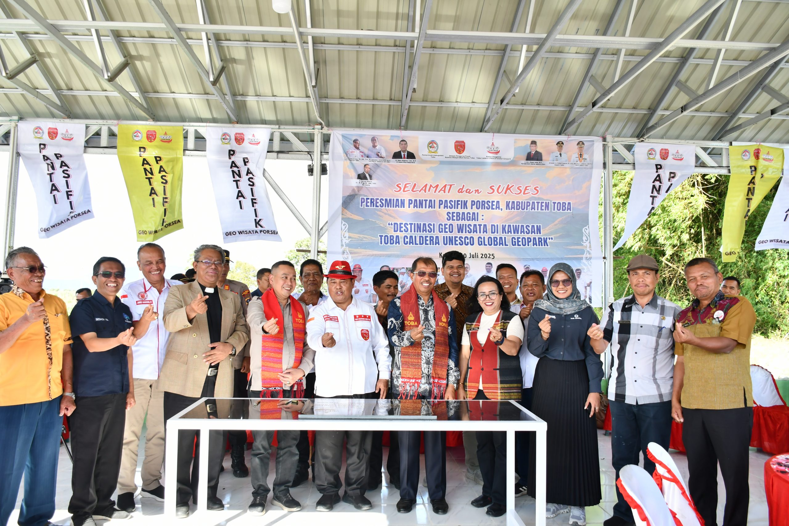 Pantai Pasifik Porsea Diresmikan: Destinasi Wisata Baru, Peluang Ekonomi Baru
